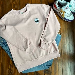 👽 Pink Sweatshirt with an Alien Embroidery 👽